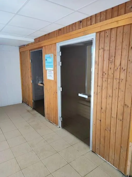 Appartement Au Ski Spacieux Pour 7P, Piscine Sauna Allos Apartment